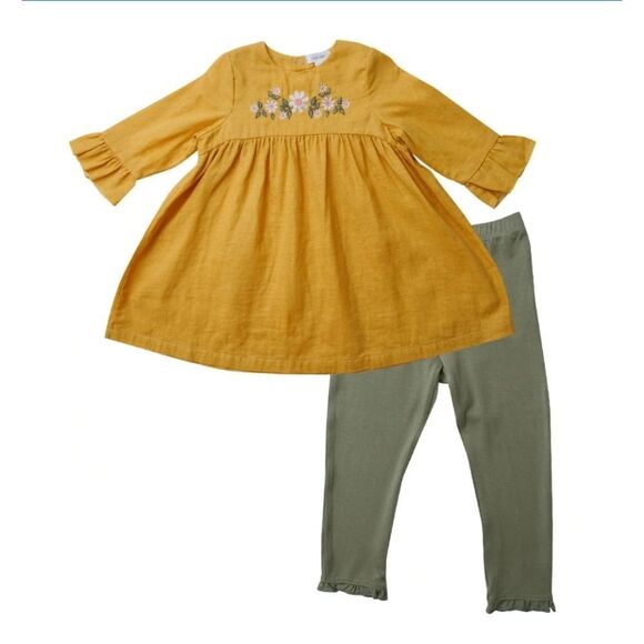 Bell sleeve dress with leggings - Picture 1 of 2